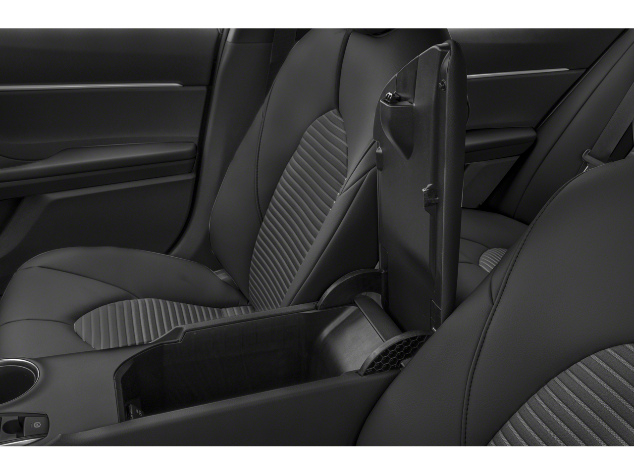 2021 Toyota Camry Hybrid SE