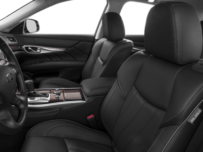 2017 INFINITI Q70 3.7