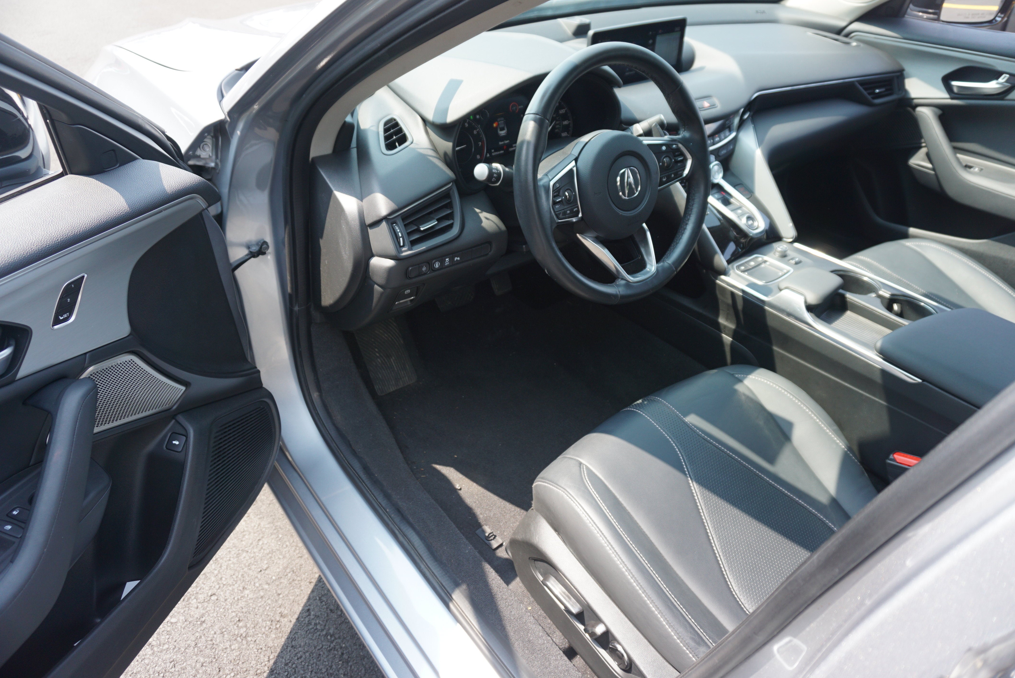 2023 Acura TLX w/Technology Package