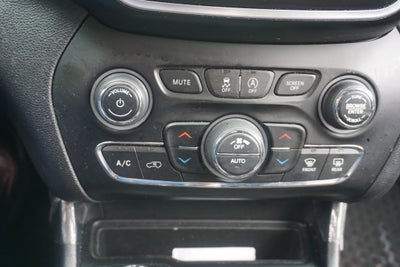 2020 Jeep Cherokee Altitude