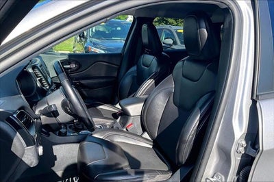 2020 Jeep Cherokee Altitude