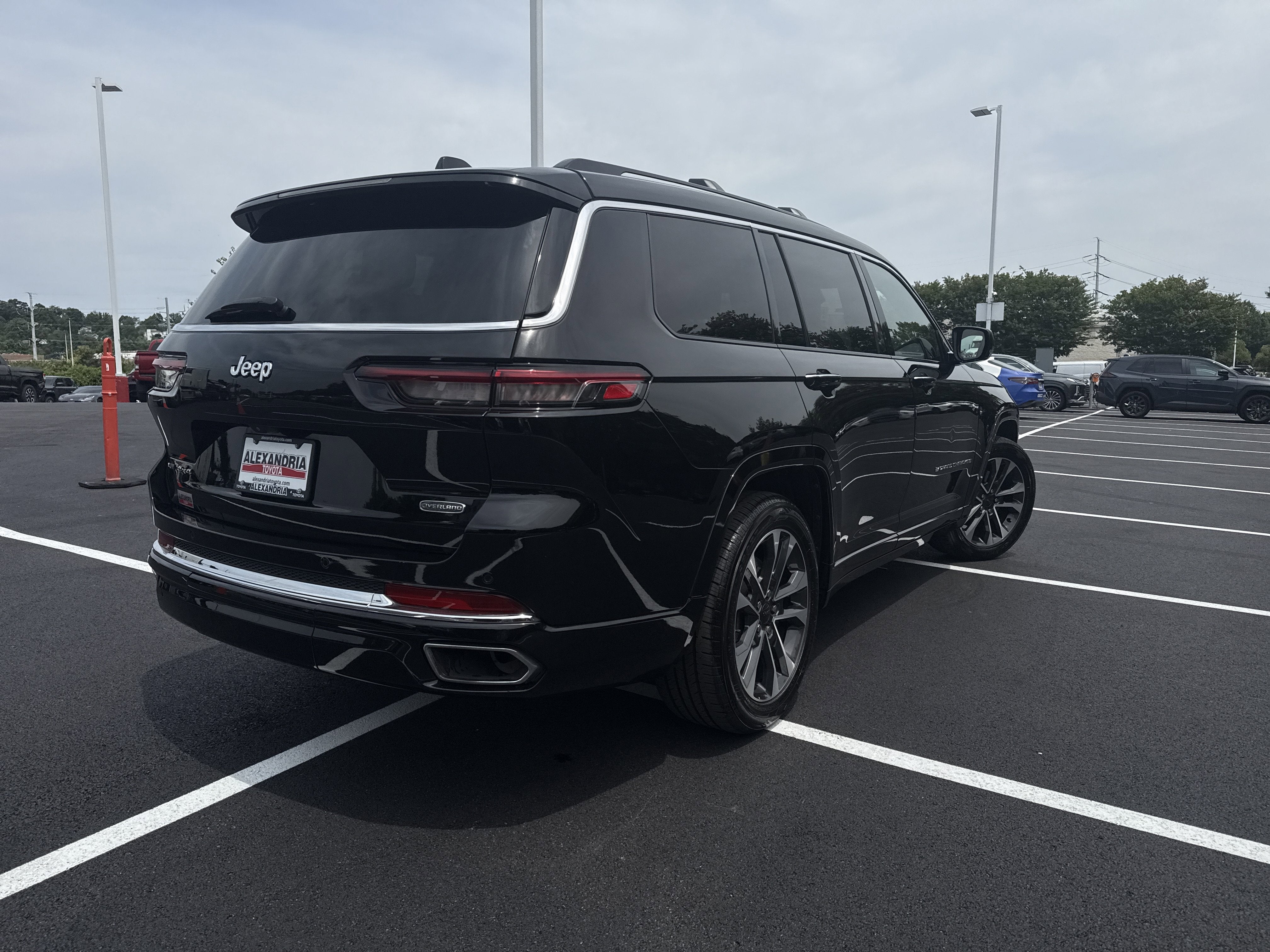 2023 Jeep Grand Cherokee L Overland