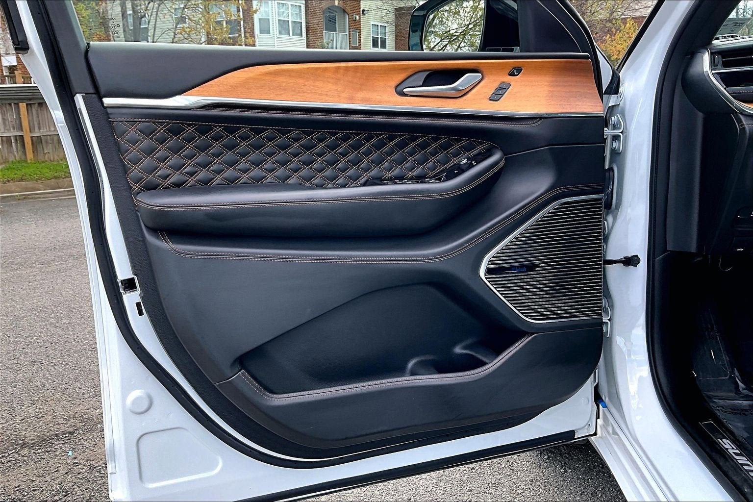 2023 Jeep Grand Cherokee 4xe Summit Reserve