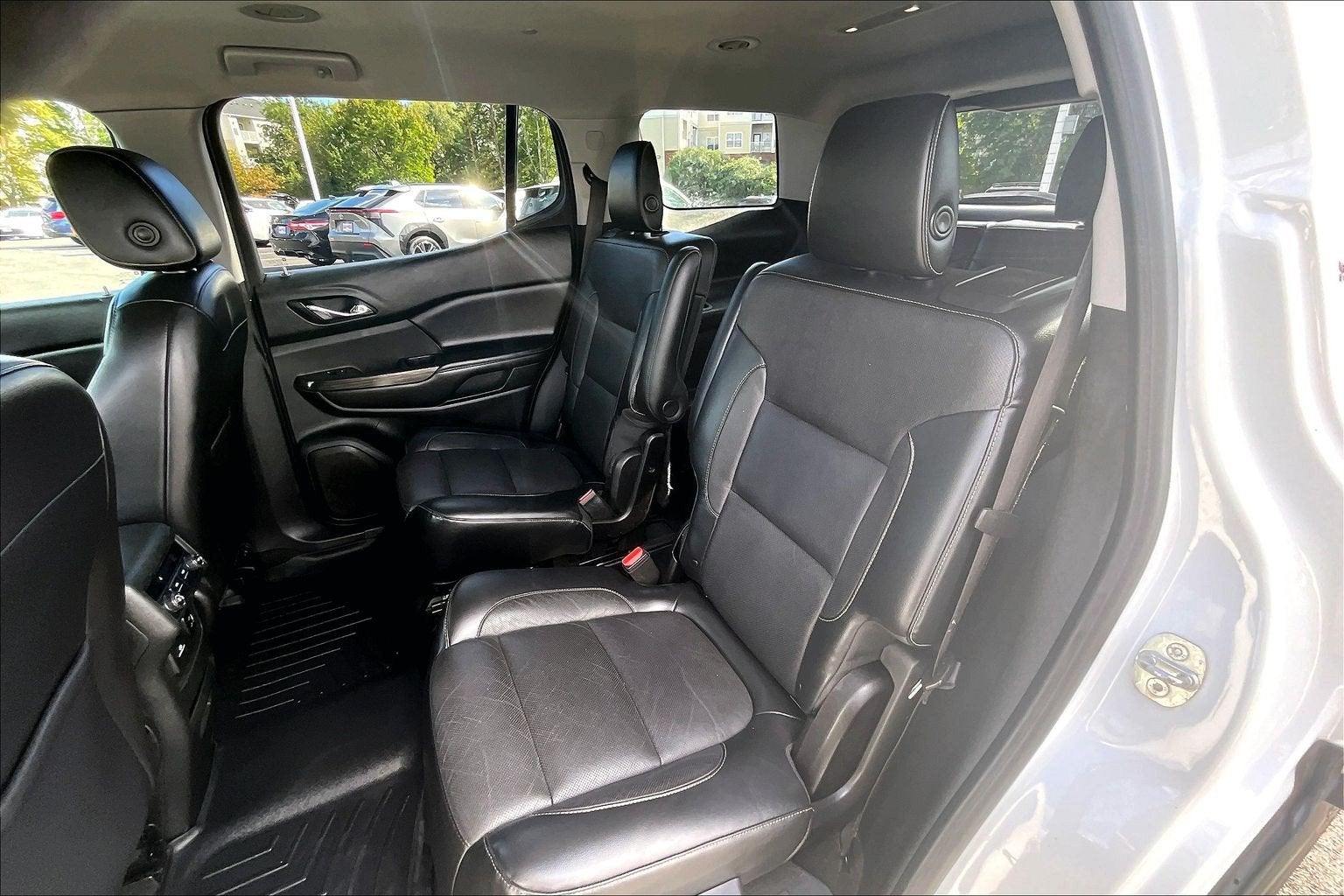 2017 GMC Acadia SLT