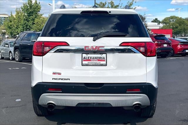 2017 GMC Acadia SLT