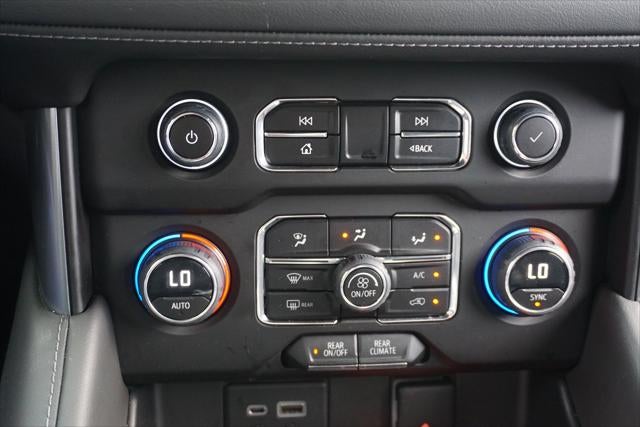 2023 Chevrolet Suburban LS