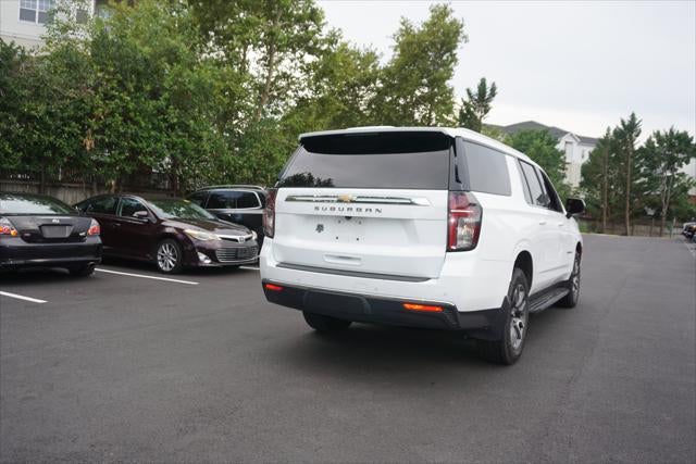 2023 Chevrolet Suburban LS