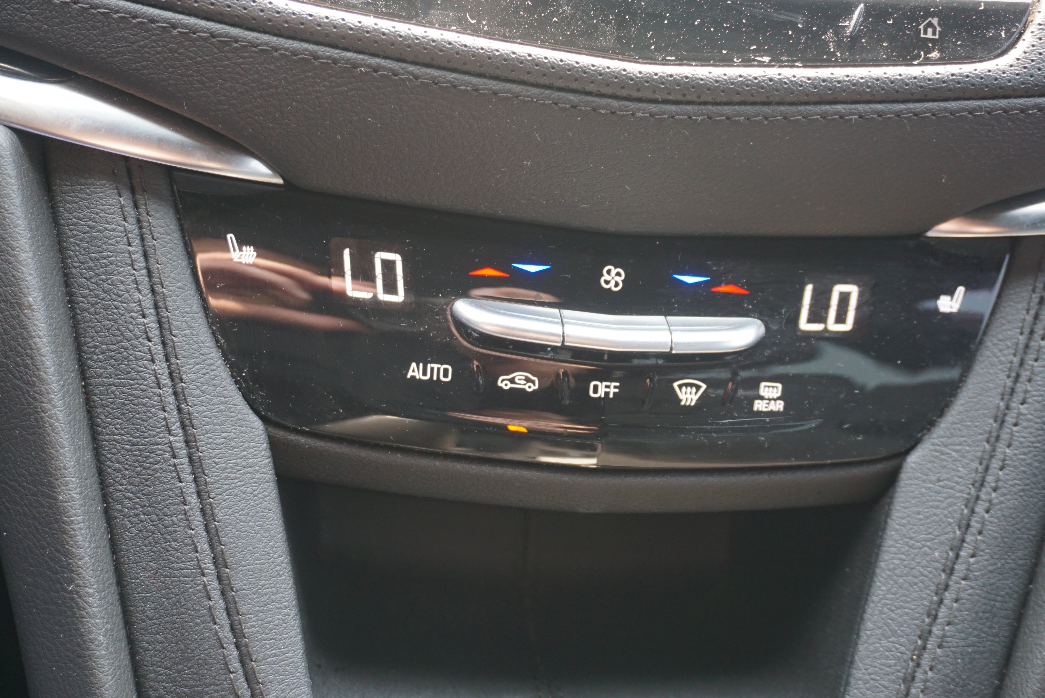 2024 Cadillac XT6 AWD Luxury