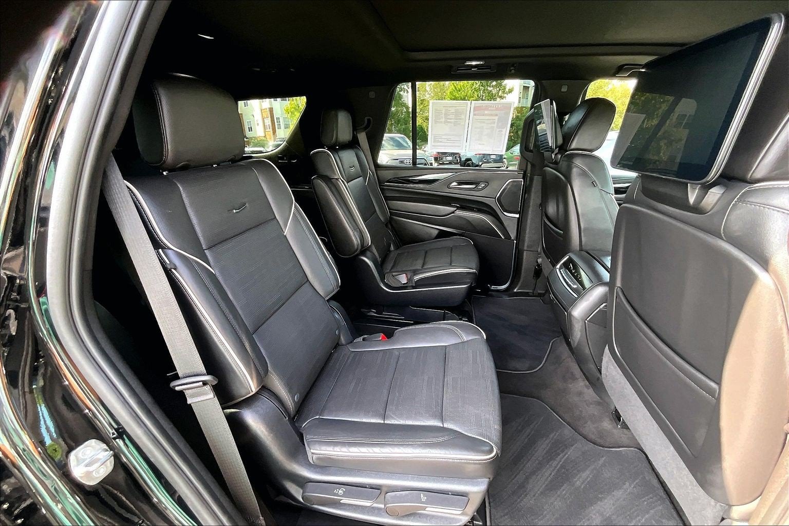 2023 Cadillac Escalade 4WD Sport