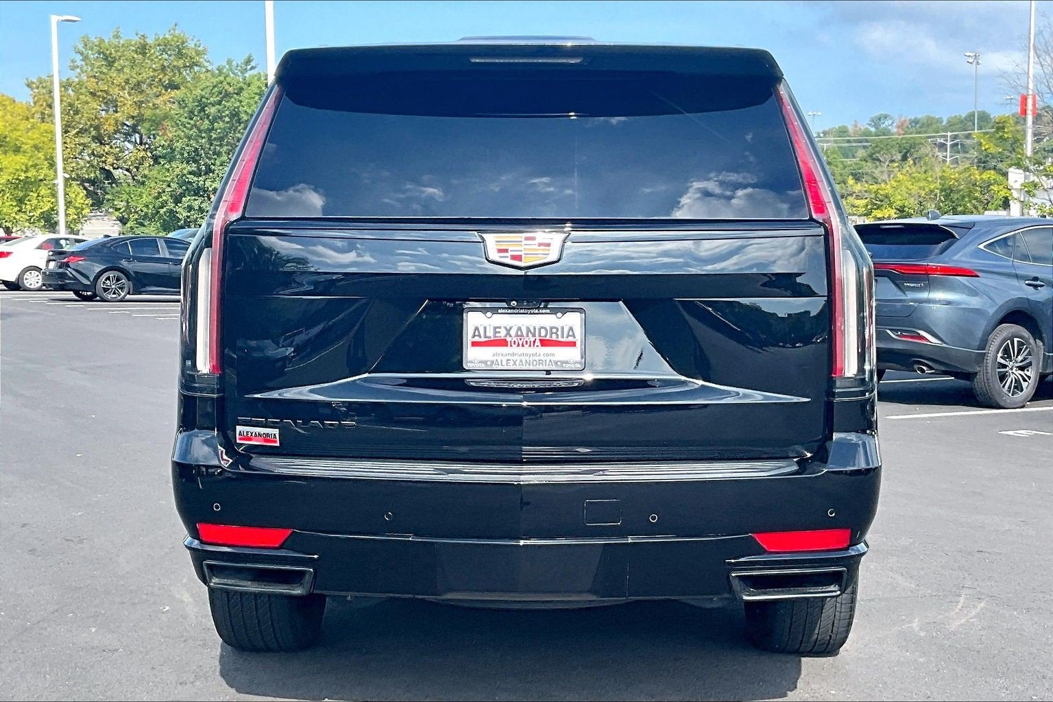 2023 Cadillac Escalade 4WD Sport