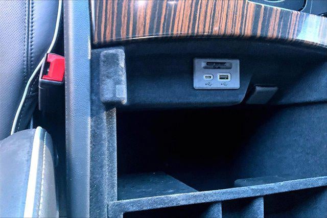 2024 Cadillac Escalade ESV 4WD Premium Luxury