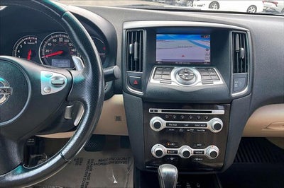2014 Nissan Maxima 3.5 SV w/Premium Pkg