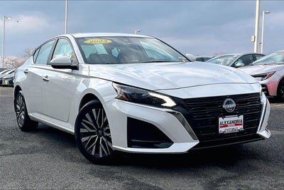 2023 Nissan Altima 2.5 SV