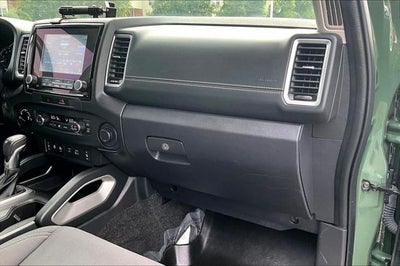 2023 Nissan Frontier SV