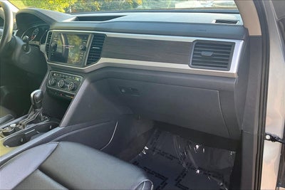 2021 Volkswagen Atlas 3.6L V6 SE w/Technology