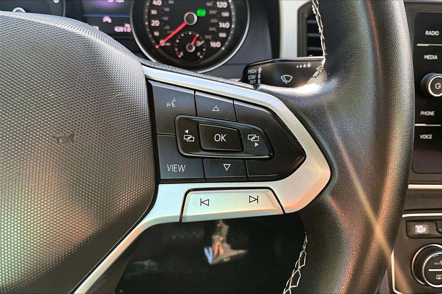 2021 Volkswagen Atlas 3.6L V6 SE w/Technology