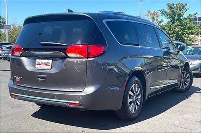 2019 Chrysler Pacifica Touring L Plus