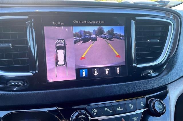 2019 Chrysler Pacifica Touring L Plus