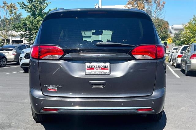 2019 Chrysler Pacifica Touring L Plus