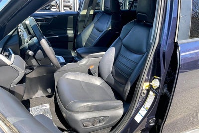 2020 Toyota RAV4 XLE Premium