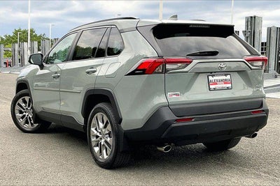 2021 Toyota RAV4 XLE Premium