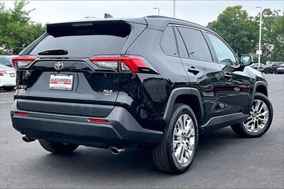 2025 Toyota RAV4 XLE Premium
