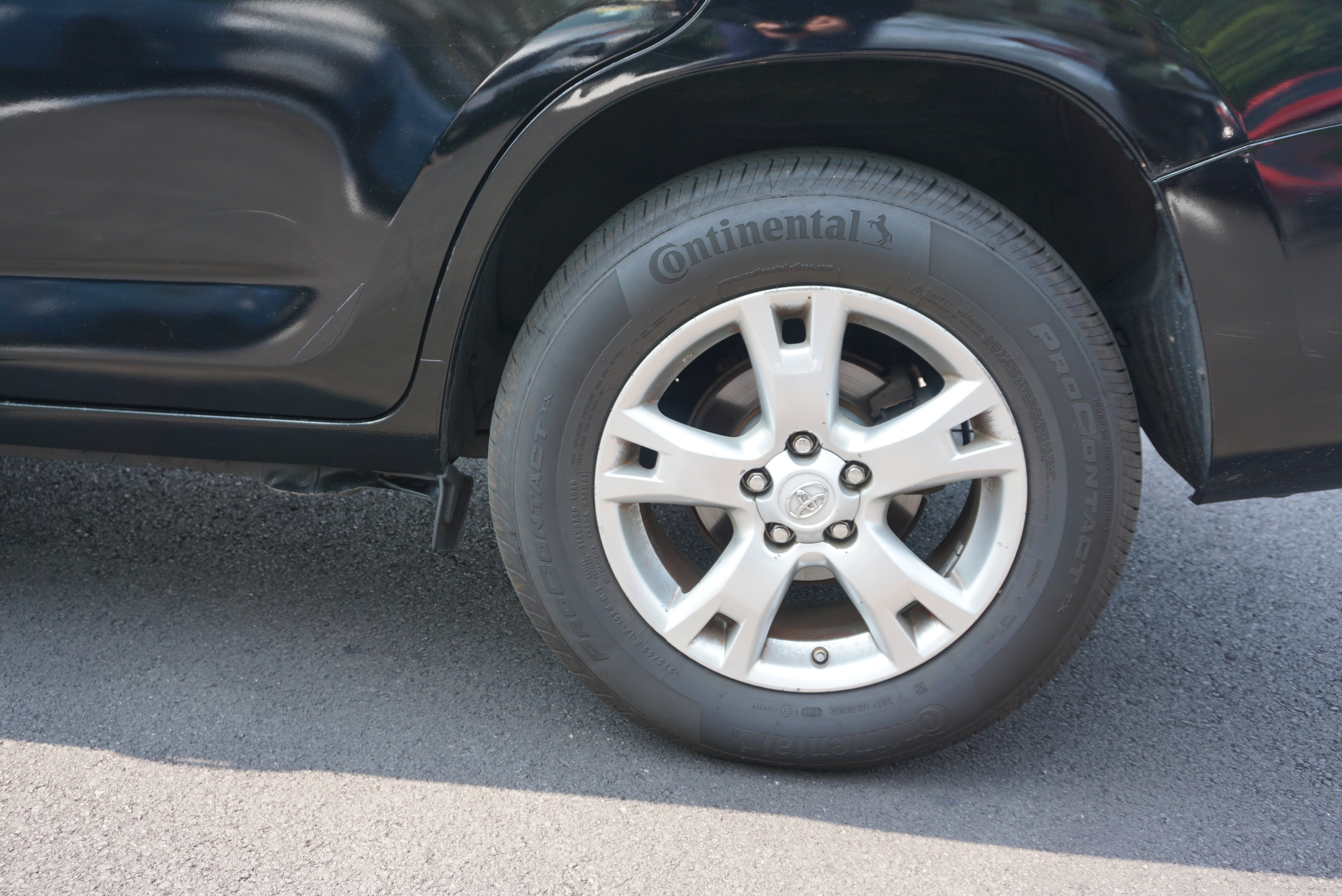 2011 Toyota RAV4 4WD 4dr V6 5-Spd AT (Natl)