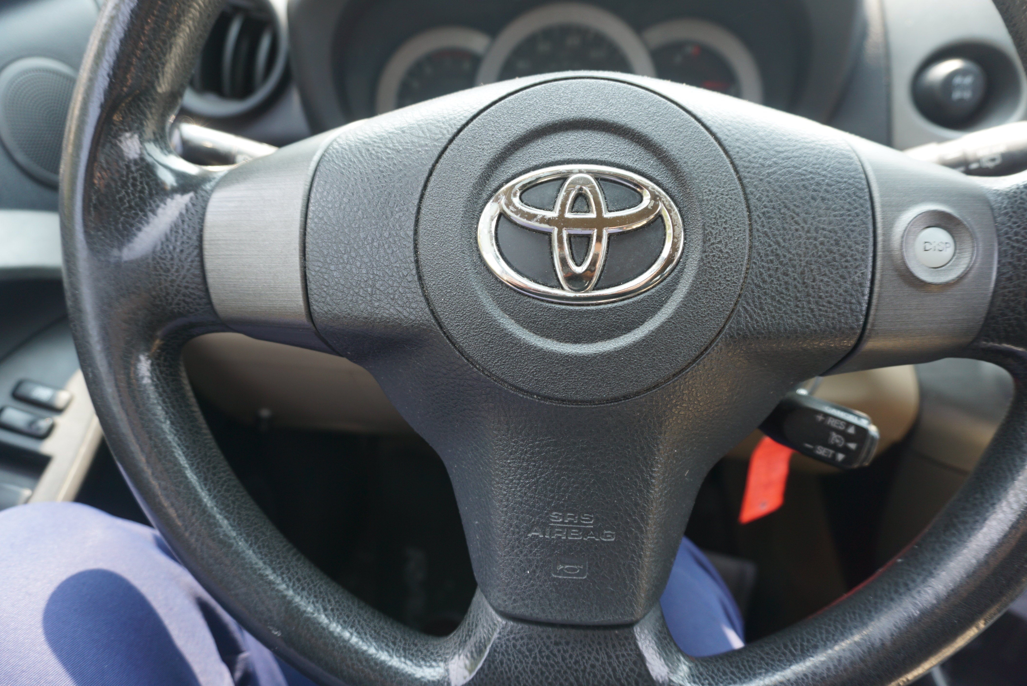 2011 Toyota RAV4 4WD 4dr V6 5-Spd AT (Natl)