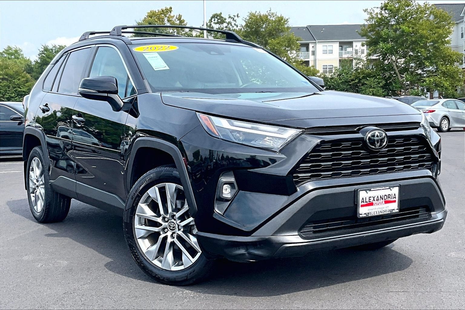 2022 Toyota RAV4 XLE Premium