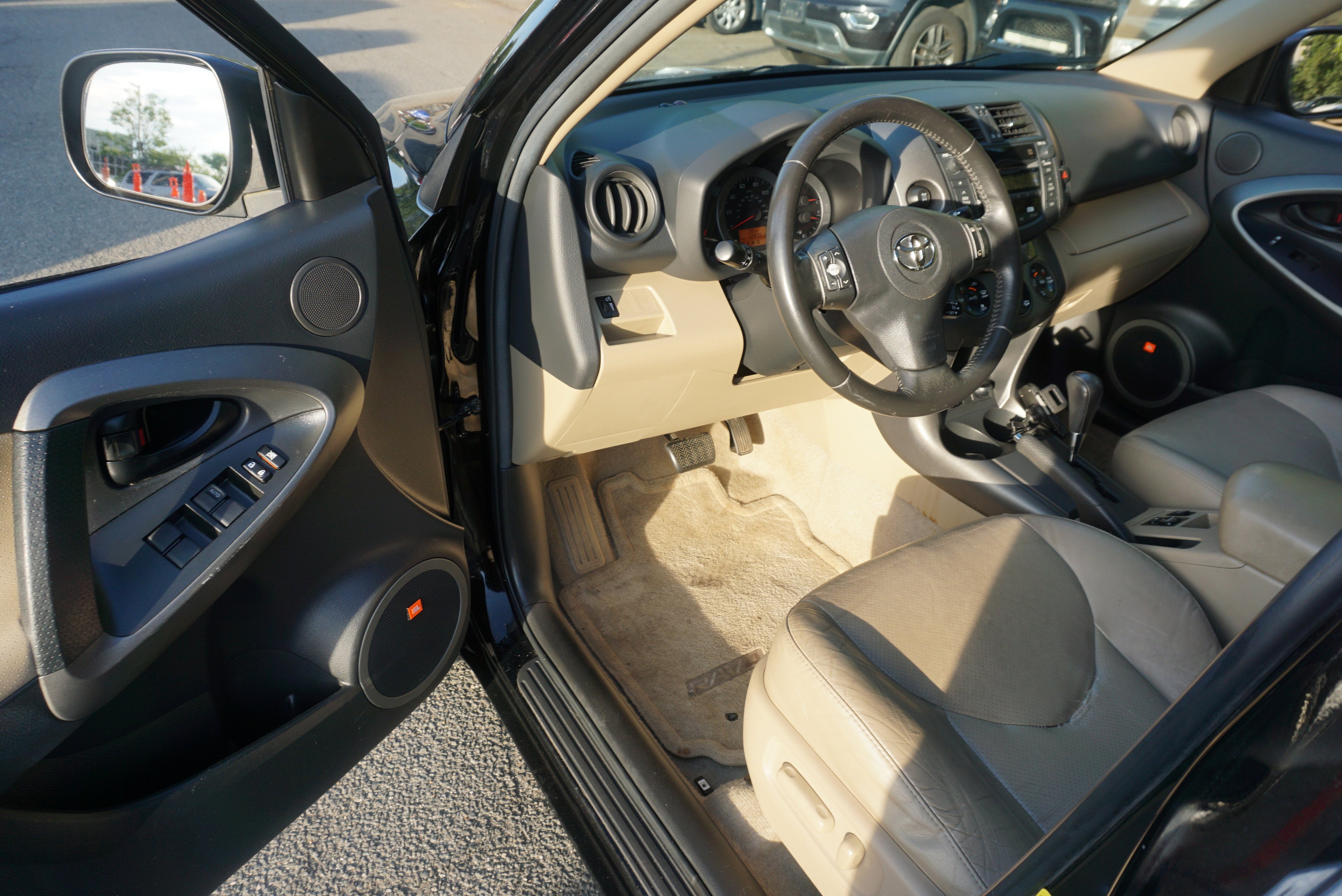 2011 Toyota RAV4 Ltd