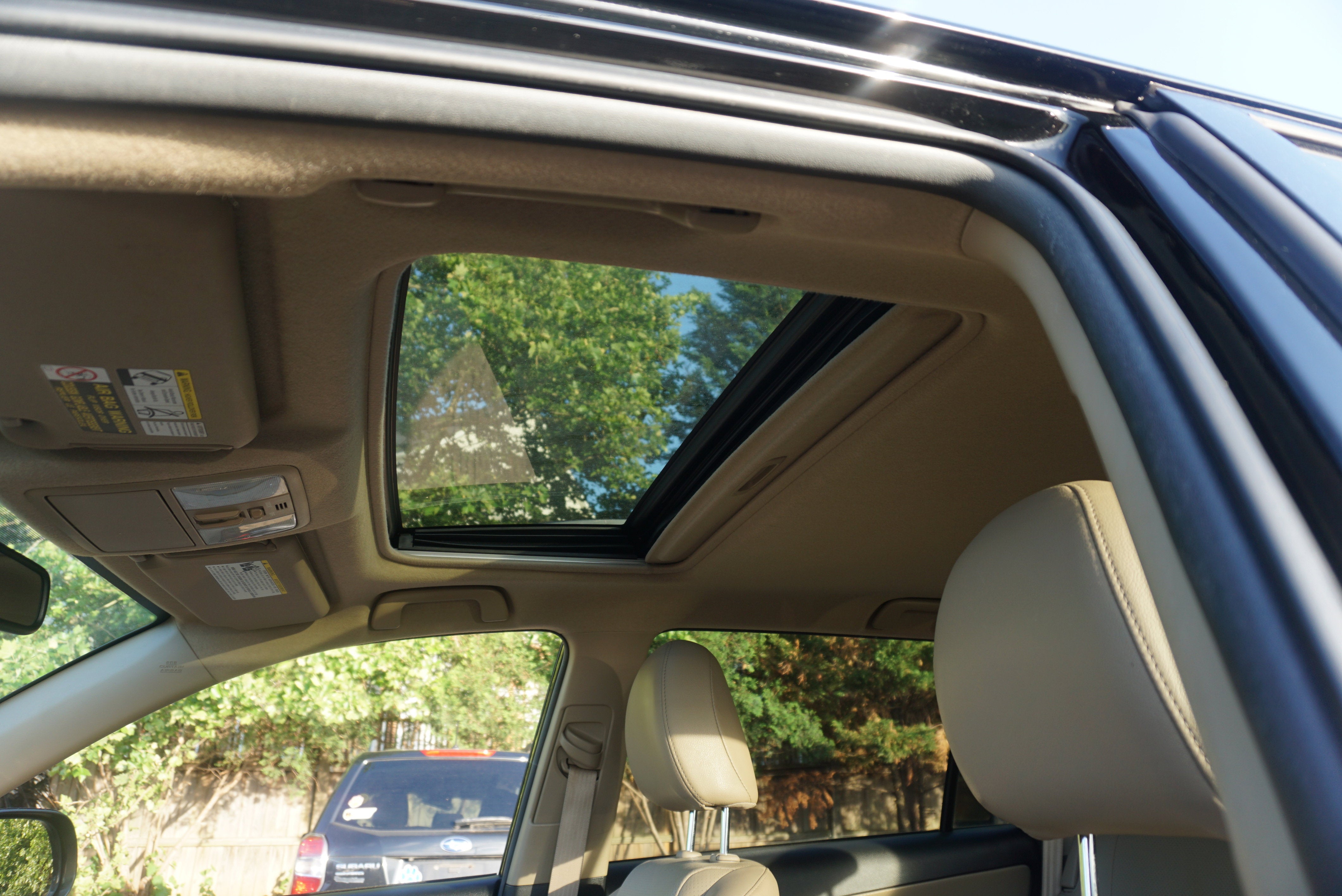 2011 Toyota RAV4 Ltd