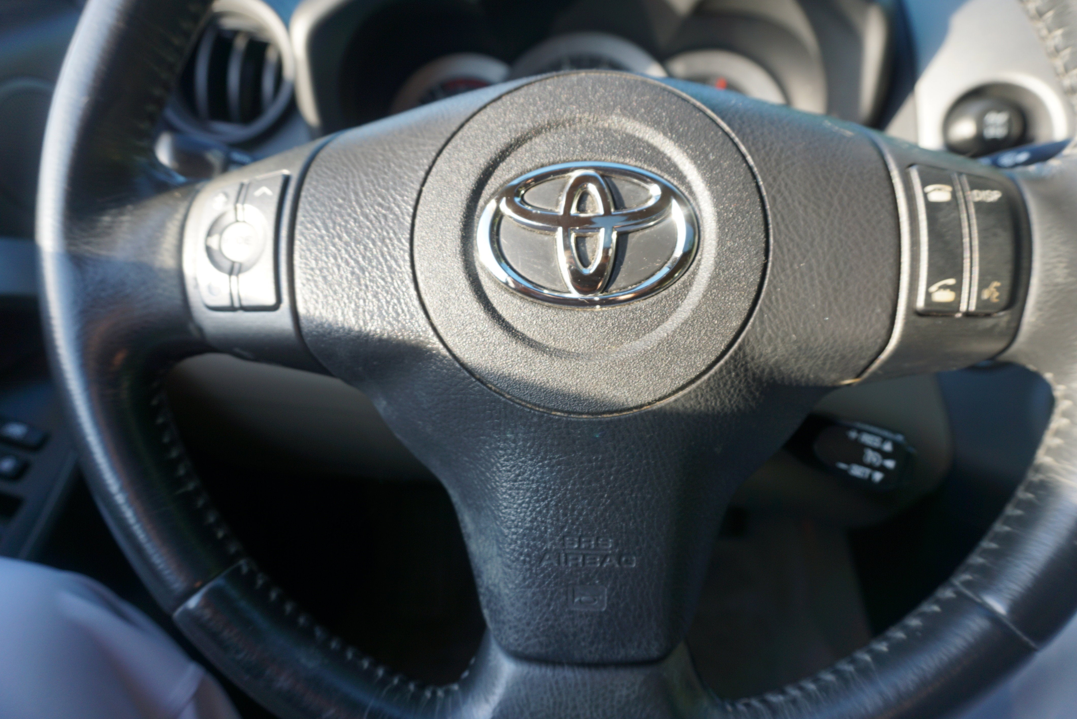 2011 Toyota RAV4 Ltd