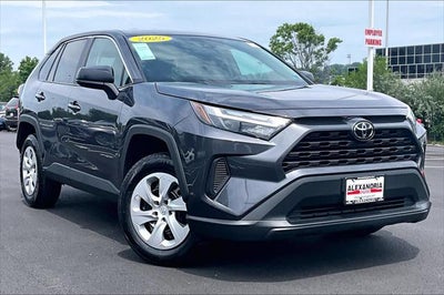 2025 Toyota RAV4 LE