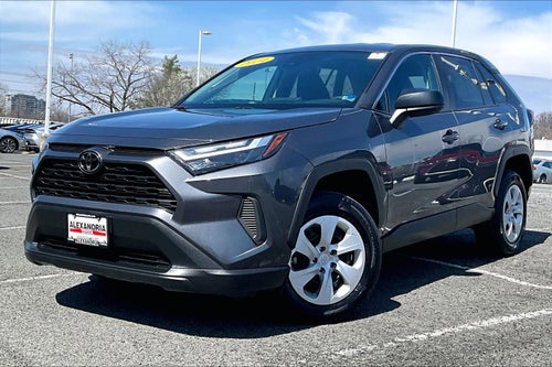 2024 Toyota RAV4 LE