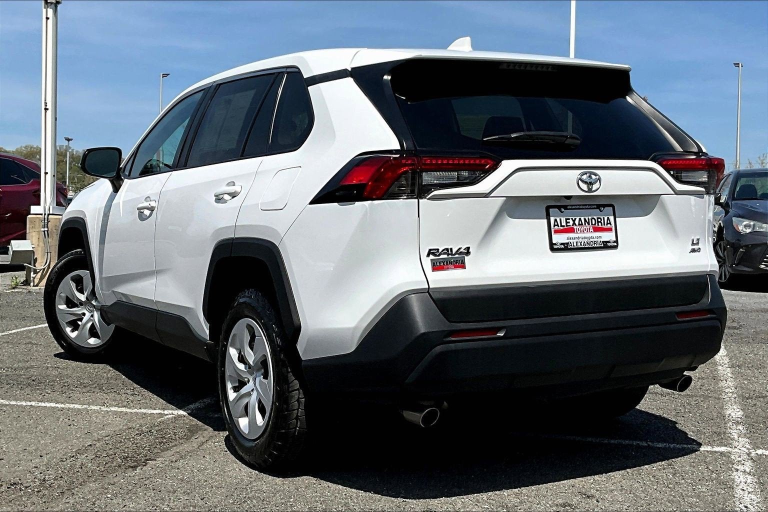 2024 Toyota RAV4 LE