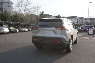 2025 Toyota RAV4 LE