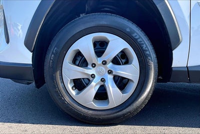 2023 Toyota RAV4 LE