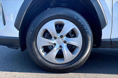 2023 Toyota RAV4 LE