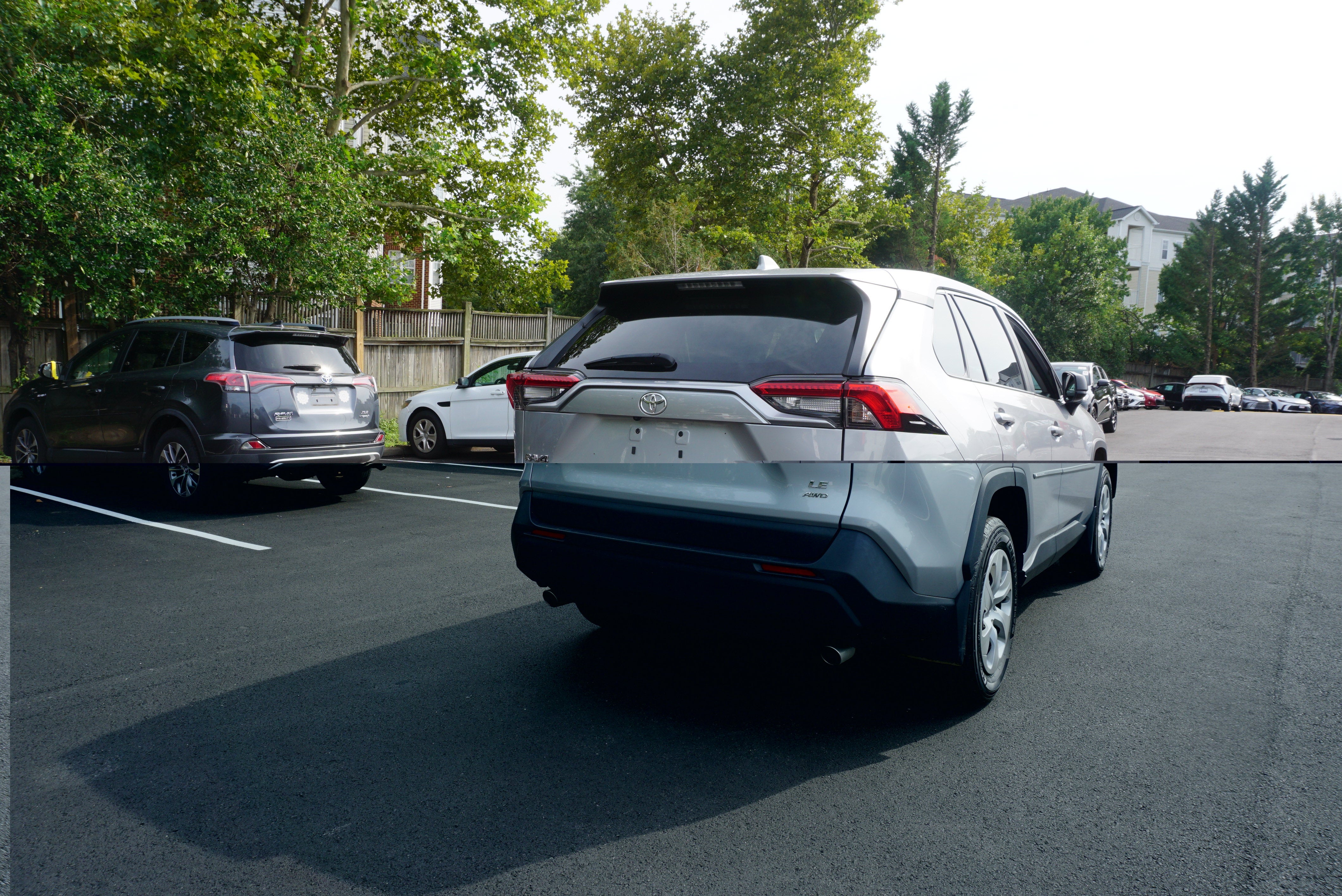 2023 Toyota RAV4 LE