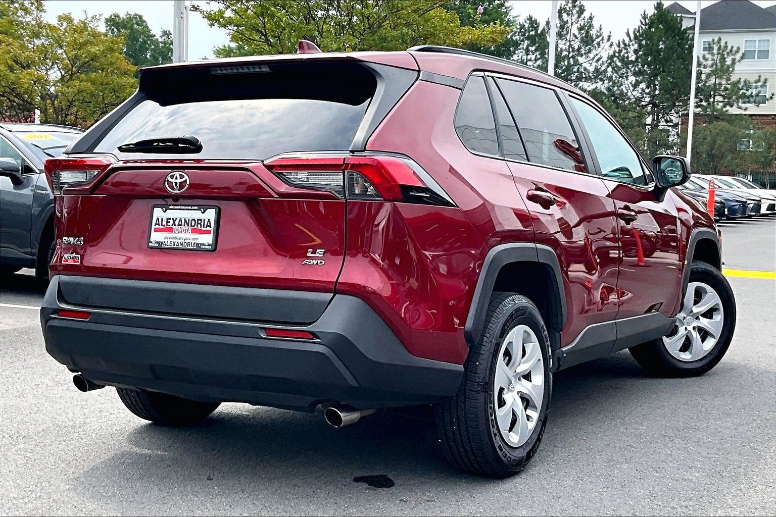 2019 Toyota RAV4 LE