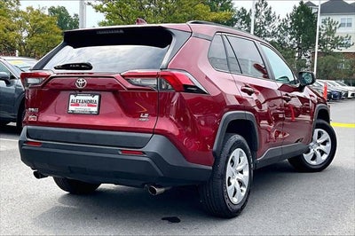 2019 Toyota RAV4 LE