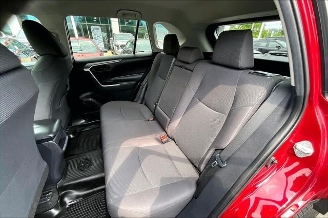 2019 Toyota RAV4 LE