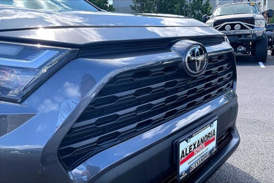 2023 Toyota RAV4 LE
