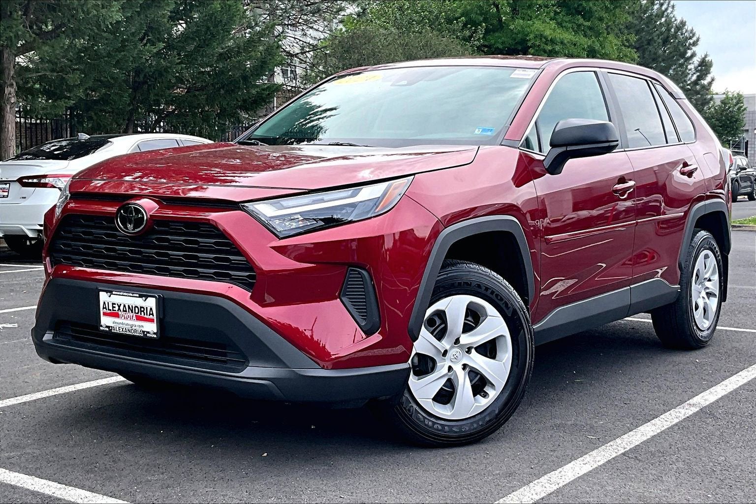 2024 Toyota RAV4 LE