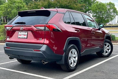 2024 Toyota RAV4 LE
