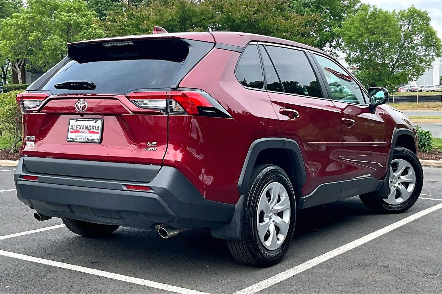 2024 Toyota RAV4 LE