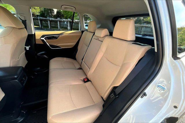 2023 Toyota RAV4 LE