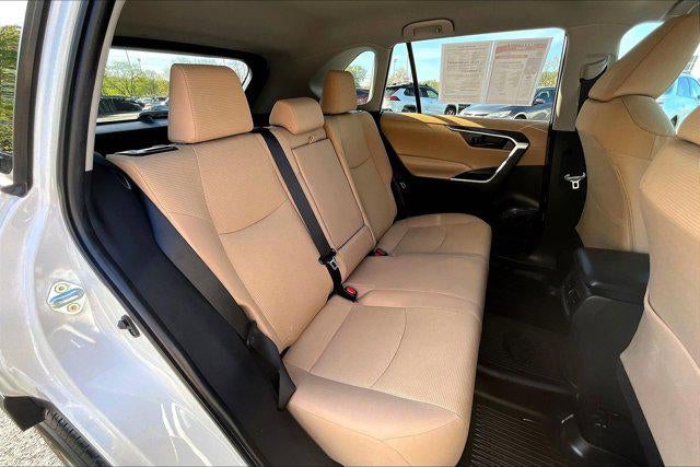 2023 Toyota RAV4 LE