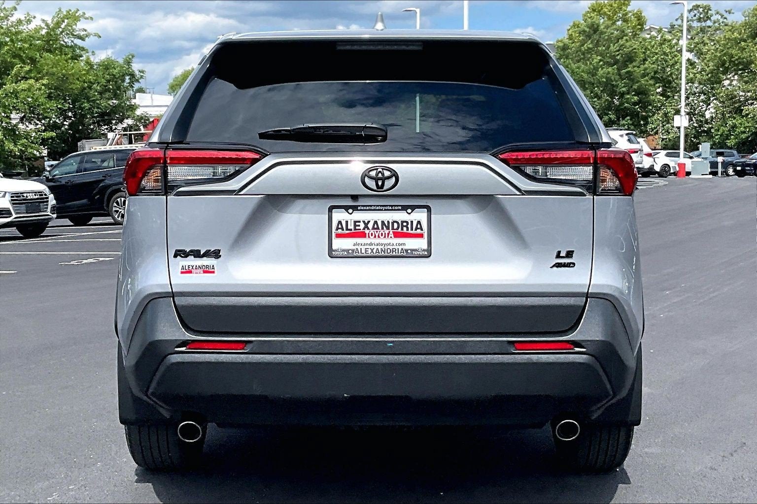2023 Toyota RAV4 LE