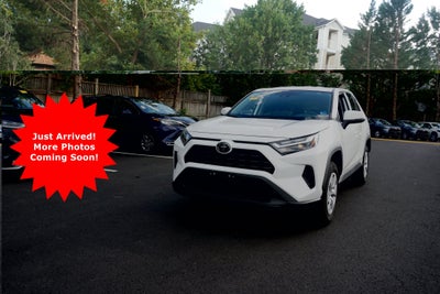 2025 Toyota RAV4 LE